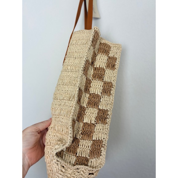 Universal Thread Packable Straw Tote Bag Beige Brown Checkerboard Ethically Made - Picture 4 of 9